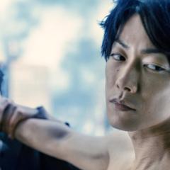 犬屋敷 真人版 - dUP7RwLDj3L29dADFT3c2QRr2Ux.jpg